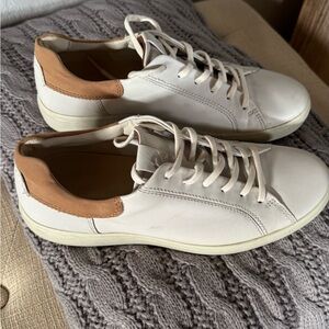 Ecco Men's Cream and Tan Sneakers